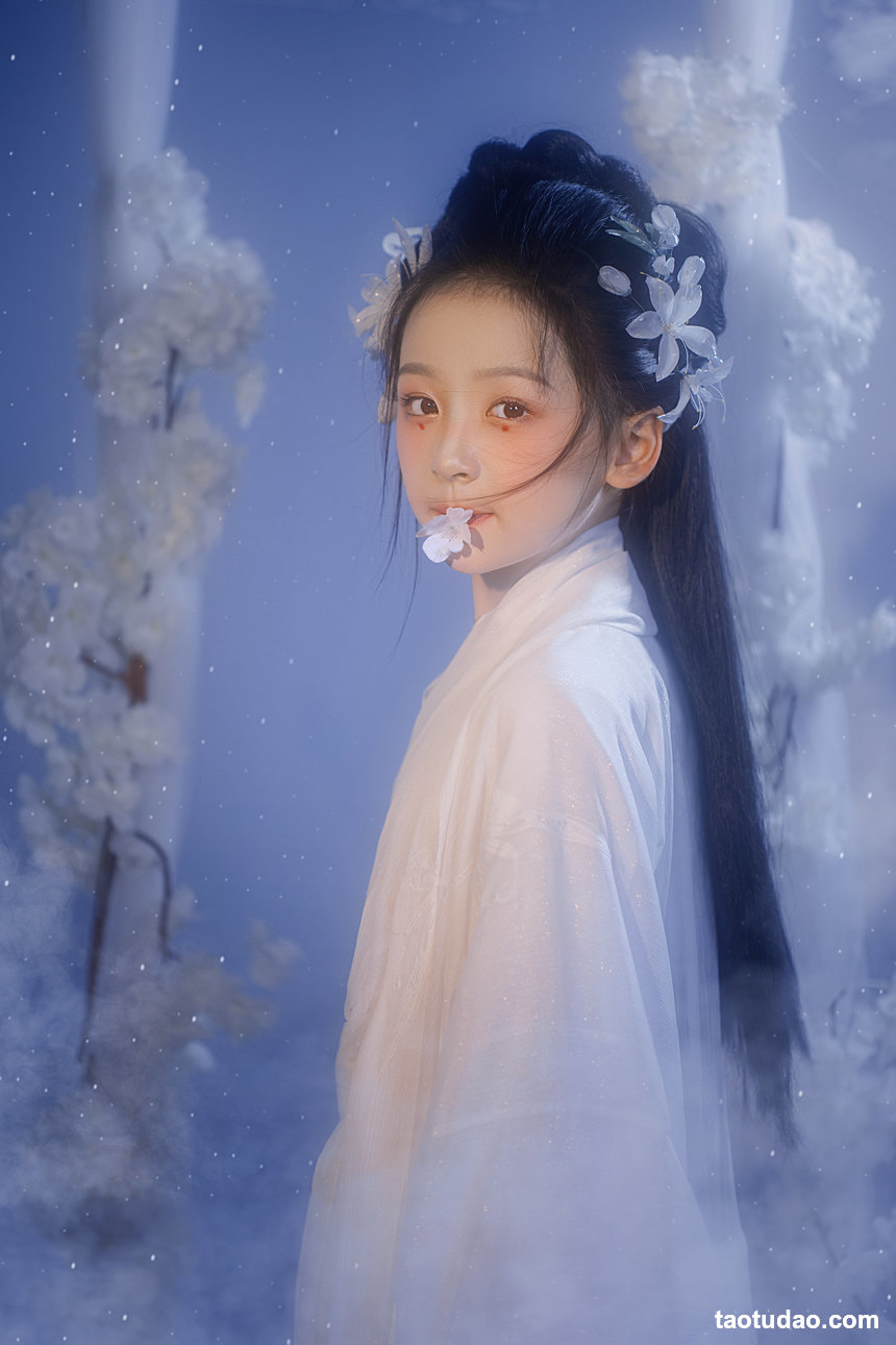 图片[3]-[YITUYU艺图语]2022.03.28 玉簪花 倩倩[22+1P／263MB]-绅士图