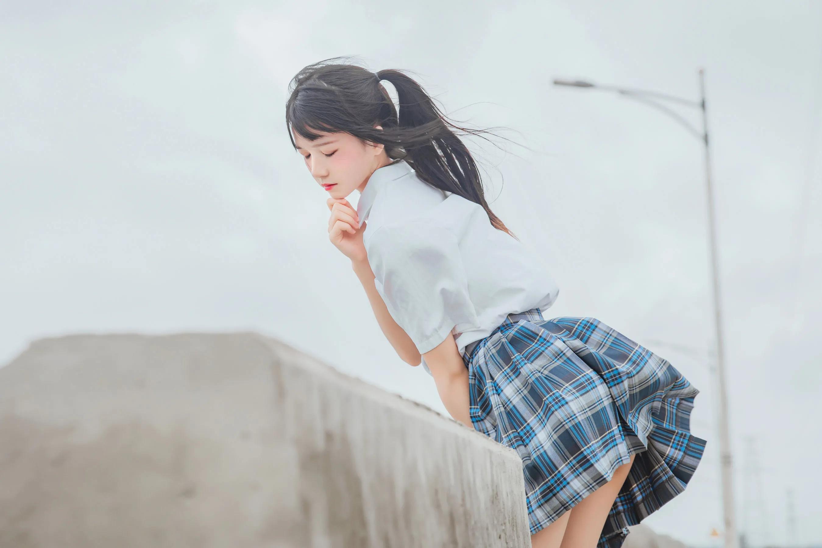 「萝莉COS」 桜桃喵《耳畔的风》