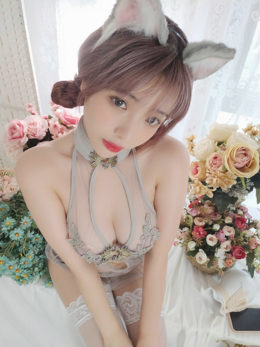 动漫博主雯妹 - 旗袍 / 35P-270MB / cos萌妹-绅士图