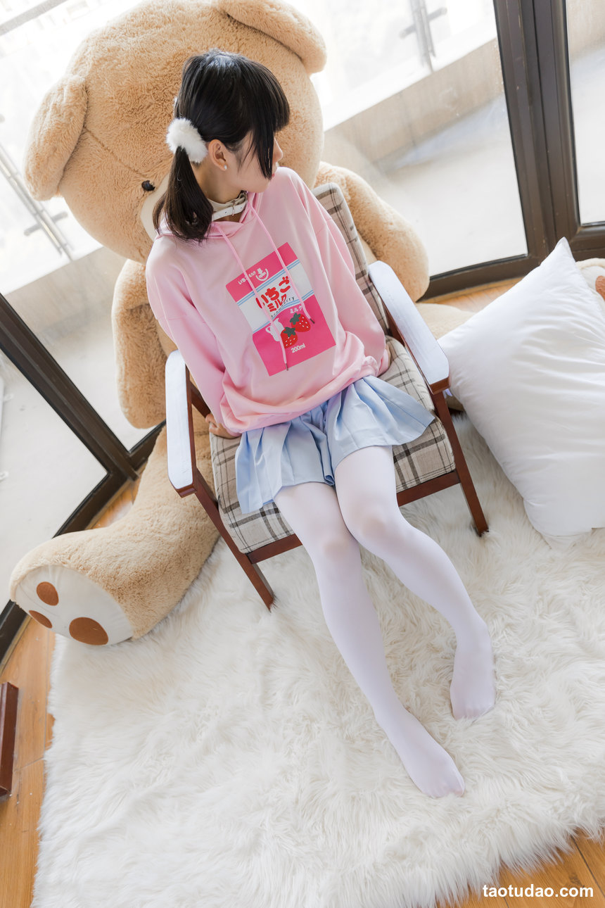 喵写真 PR15 009 白丝少女居家写真 [104P+1V-648MB]-艺库