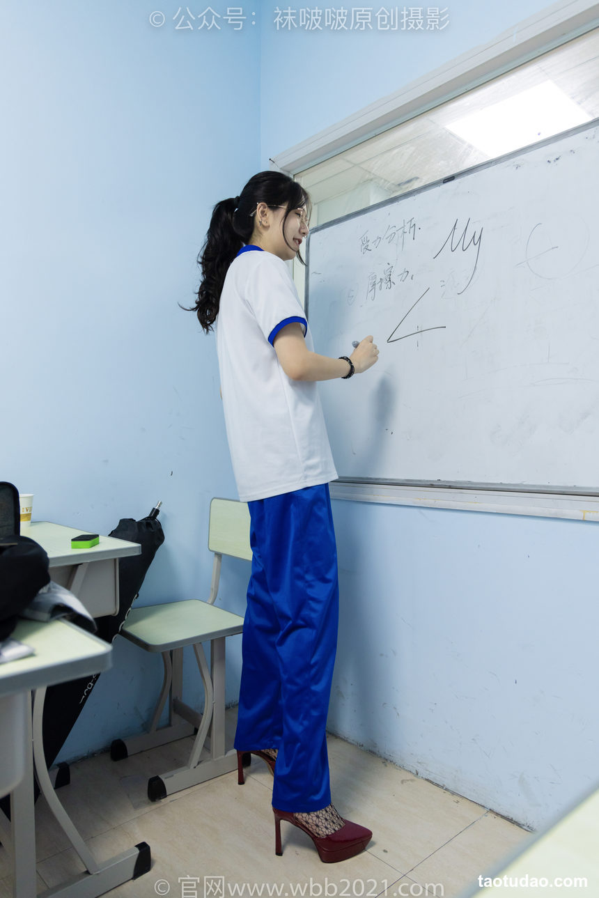 图片[4]-[BoBoSocks袜啵啵]NO.375 小甜豆-高跟鞋、黑色蕾丝网袜、校服裤里丝[160P+1V／7.68GB]-绅士图