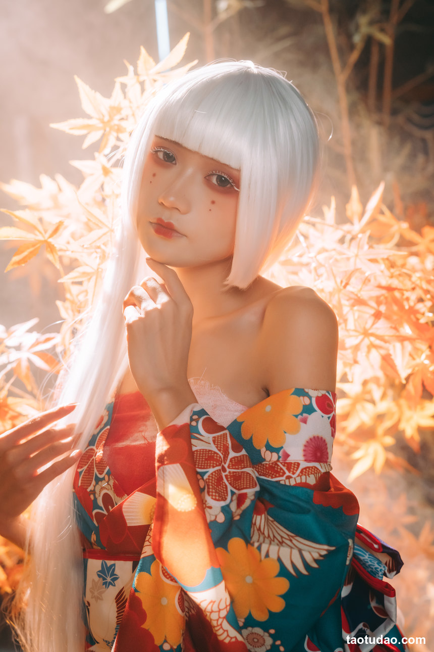 图片[3]-[YITUYU艺图语]2022.12.12 枫与刀 兔子Zzz不吃胡萝卜[38+1P／214MB]-绅士图