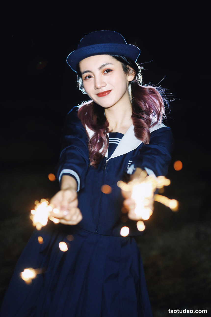 图片[4]-[YITUYU艺图语]2022.11.24 无人海滩的烟火 茜akane[24+1P／199MB]-绅士图