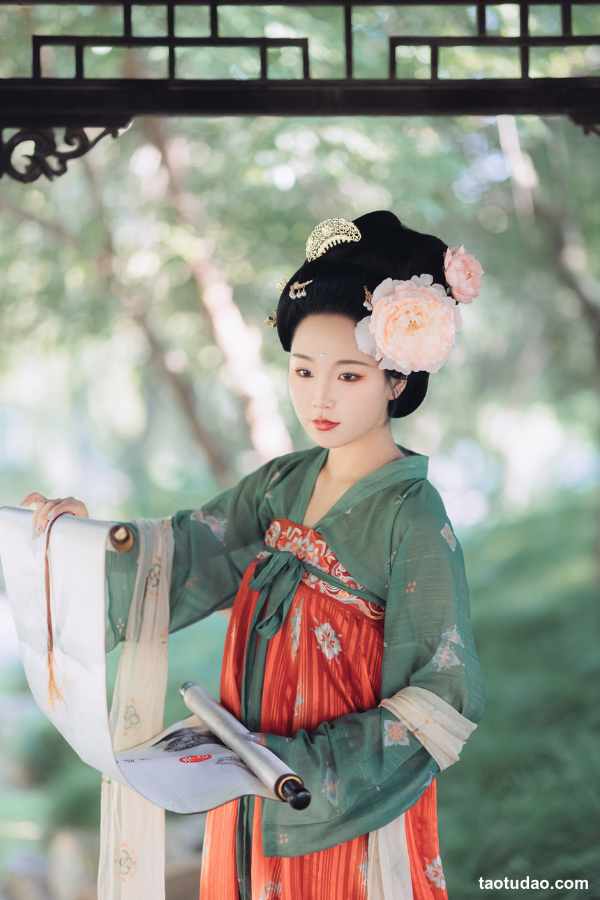 图片[2]-[YITUYU艺图语]2022.08.15 盼君归 卖大鱼[41+1P／352MB]-绅士图