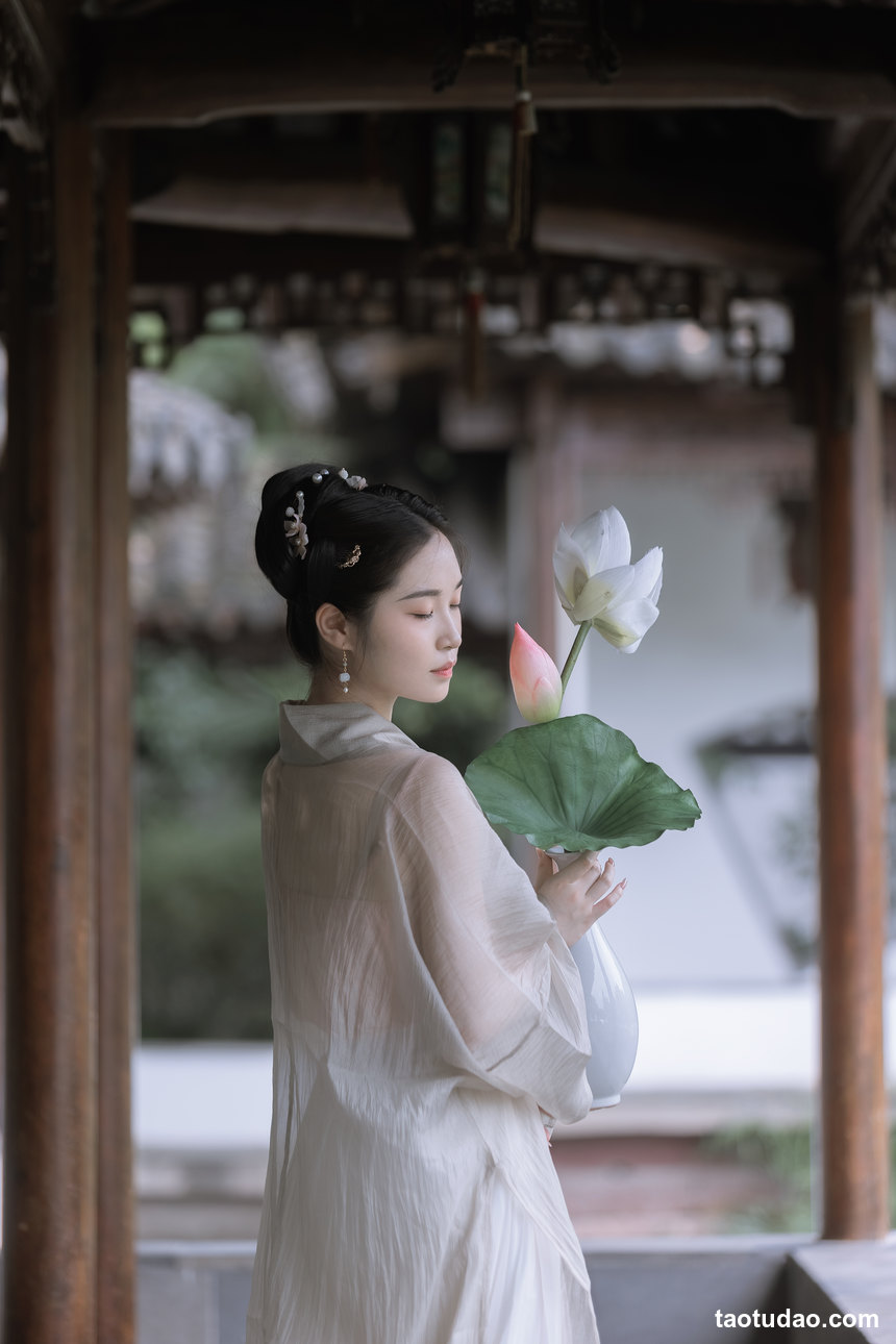 图片[3]-[YITUYU艺图语]2022.09.21 荷香 hannaa[28+1P／233MB]-绅士图