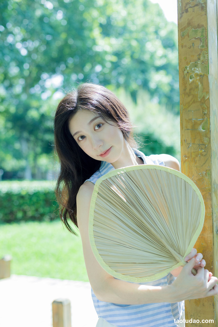 图片[3]-[YITUYU艺图语]2022.09.23 在你的身边 饲猫少女-[35+1P／374MB]-绅士图