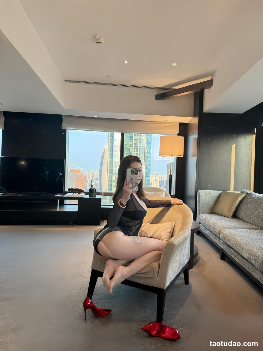 图片[2]-果儿Victoria – 性感黑丝套装[34P+1V-380MB]-绅士图