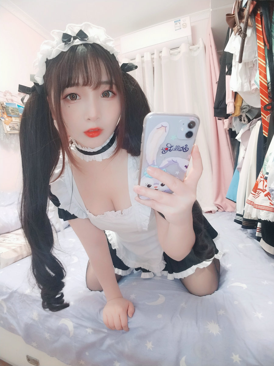 二次元美女古川kagura - 黑丝女仆 / 49P4V-242MB / cos萌妹-绅士图