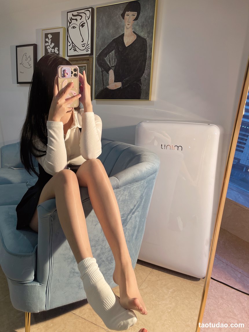 图片[3]-软妹小九九[July芝岚] – 油亮肉丝加白棉袜 [60P-168MB]-绅士图