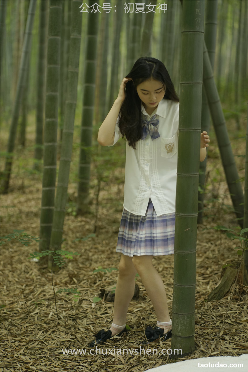 图片[4]-初夏女神 NO.025 十一 周末丛林 JK套搭配的袜子遭嫌弃[153P+1V／6.08GB]-绅士图