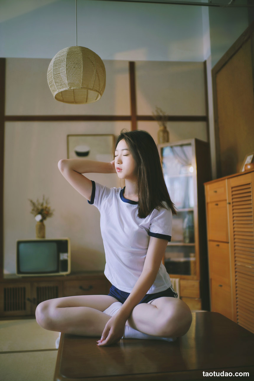 图片[2]-[YITUYU艺图语]2022.12.17 阳光洒满房间的日子 佳怡[29+1P／333MB]-绅士图