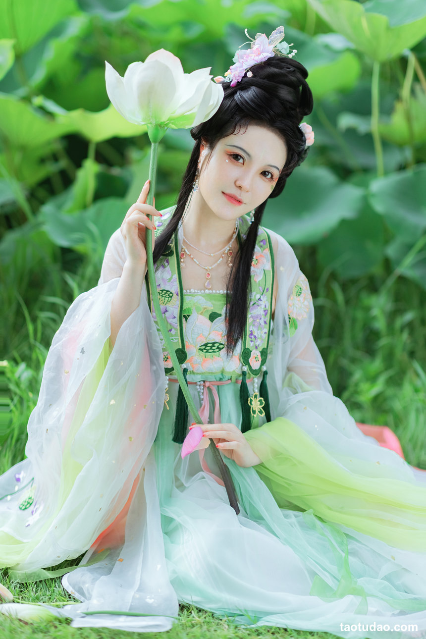 图片[2]-[YITUYU艺图语]2022.09.22 采莲曲 璐璐haley[26+1P／283MB]-绅士图