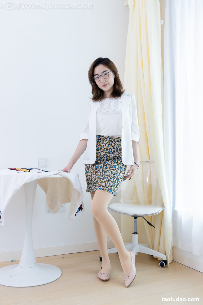 图片[2]-物恋传媒 NO.2273 恬恬-平底鞋、厚肉丝、老头乐挠脚剧情[175P-1V-4.96G]-绅士图