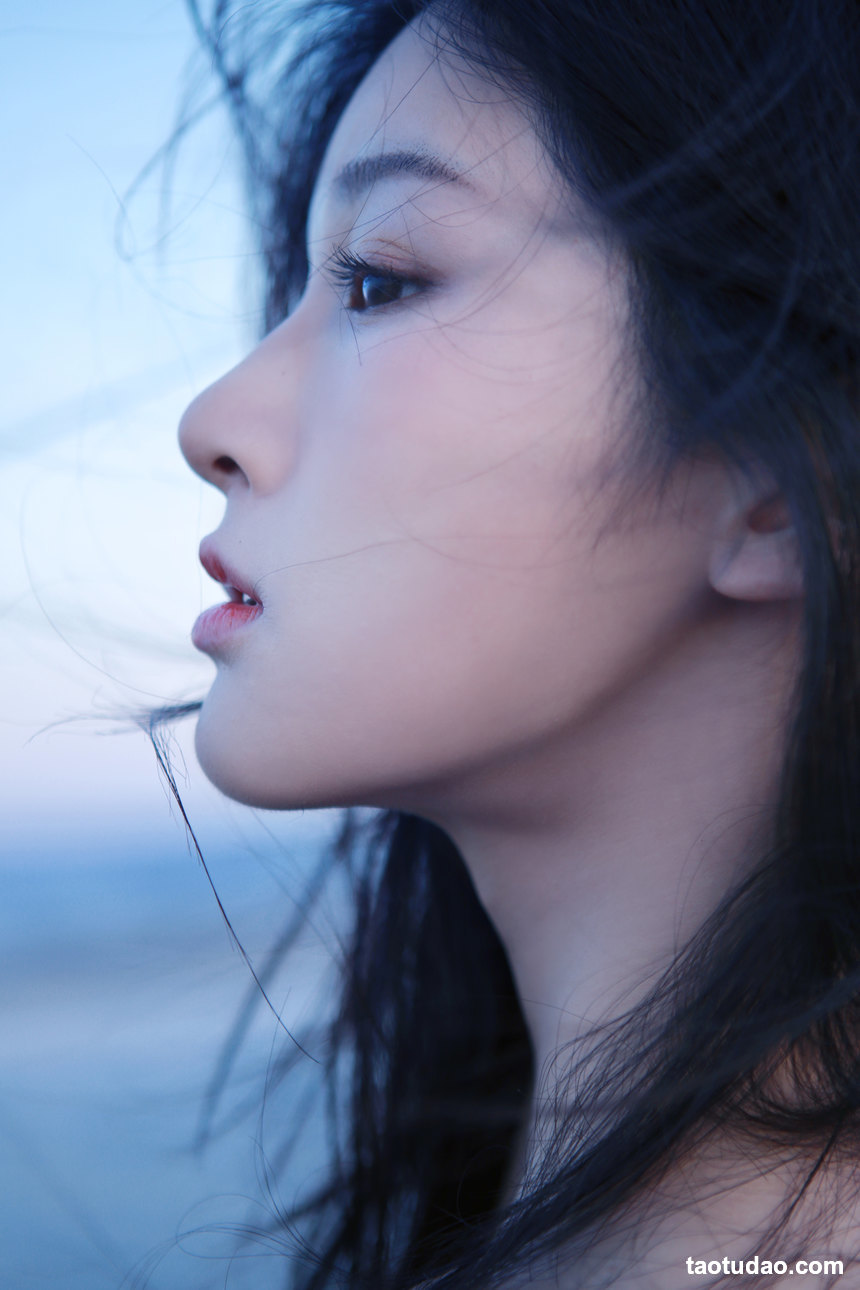 图片[2]-[YITUYU艺图语]2022.05.15 很靠近海 尚雨茜Momooly[25+1P／201MB]-绅士图