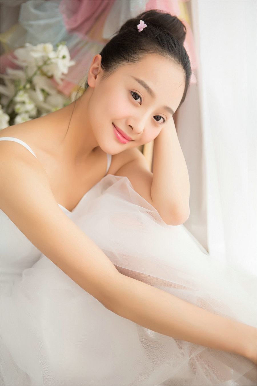 / YALAYI雅拉伊 / 2023.12.04 No.1106 唯美女生 / 25P-115MB / 机构-艺库