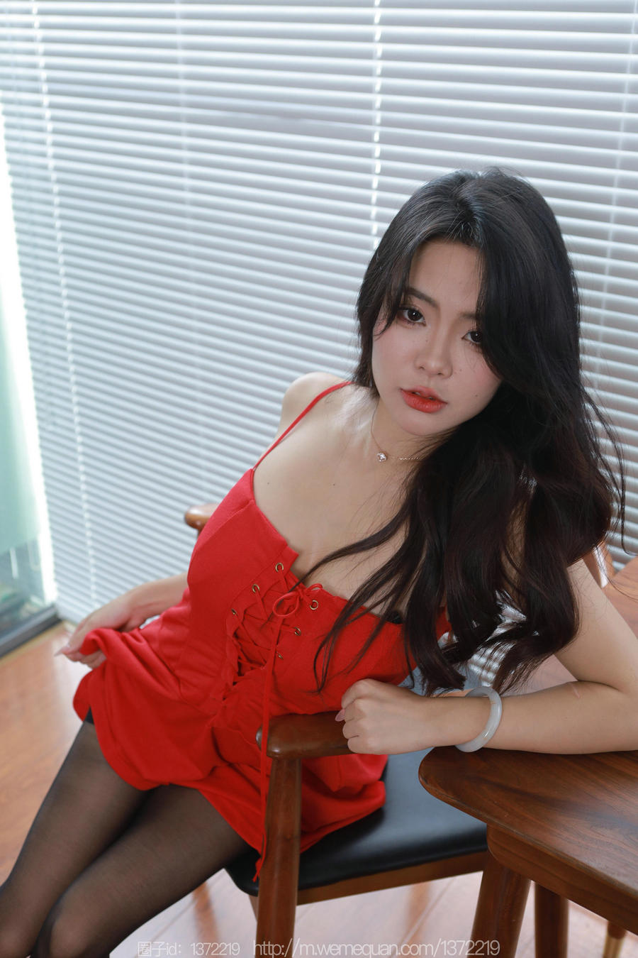 IESS异思趣向 - 模特：兔兔《红颜美仁》/ 82P-84MB / 机构-艺库