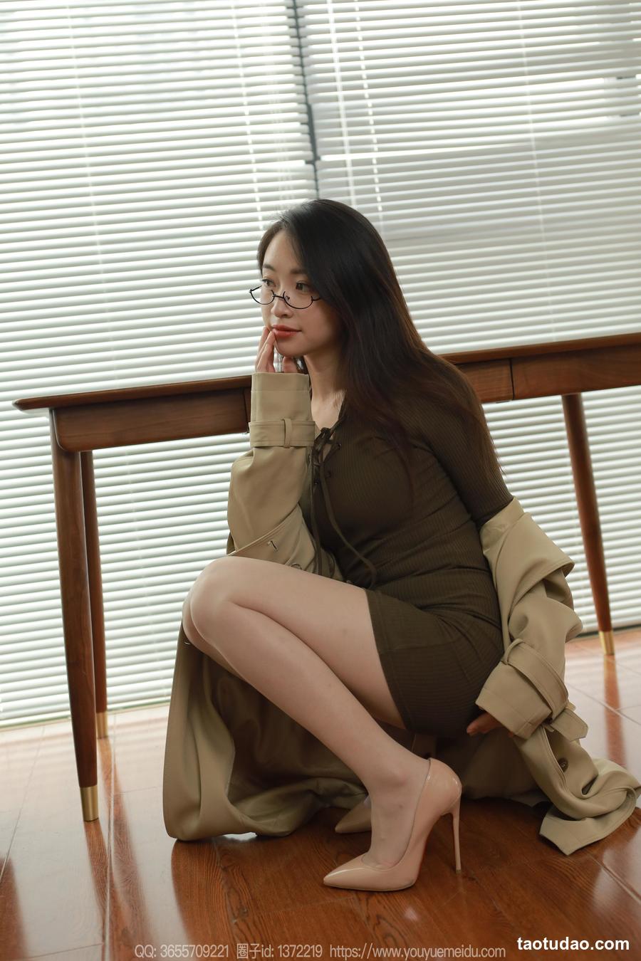 图片[4]-[IESS异思趣向] 2024.03.21 丝享家 1695 小婕《包臀肉丝（上）》[84P-72MB]-绅士图