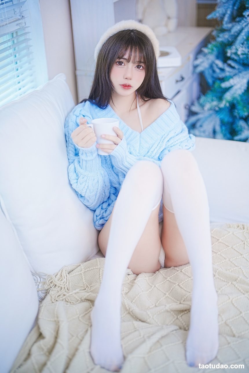 Tina很妖孽呀 – 蓝色秋冬毛衣 [27P-168MB]-绅士图