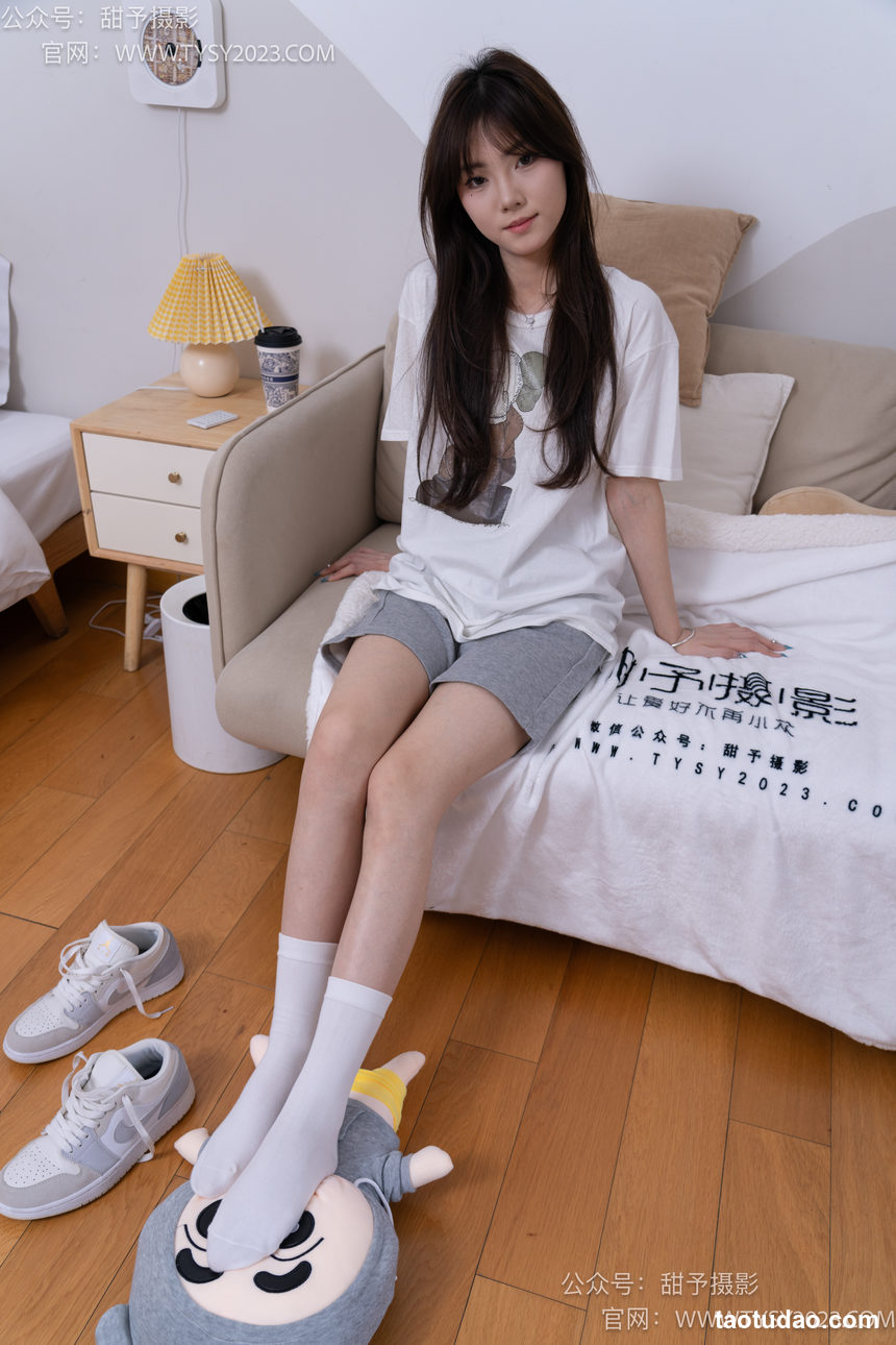 图片[3]-甜予摄影 NO.062 璇璇-板鞋、白棉袜、踩蜡笔小新玩偶剧情[134P+2V／11.2GB]-绅士图