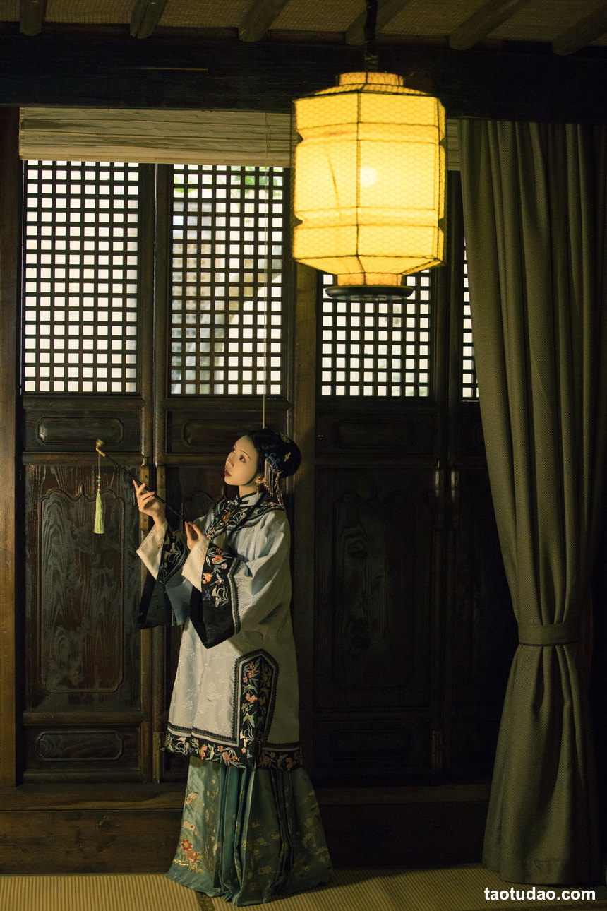 图片[2]-[YITUYU艺图语]2022.05.08 煮茶 槐枝-[21+1P／392MB]-绅士图