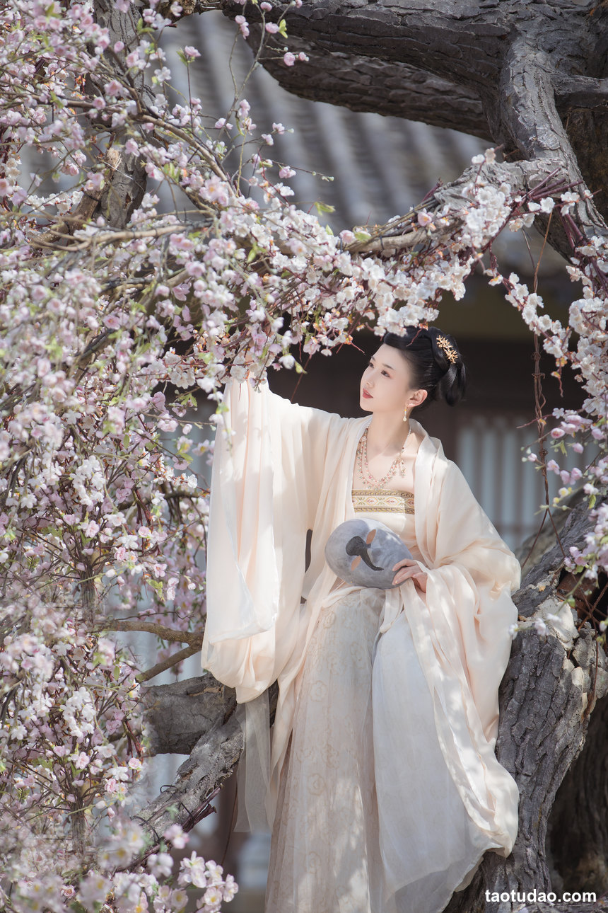 图片[2]-[YITUYU艺图语]2022.07.23 夜宴·青女 酸辣湯兒[37+1P／534MB]-绅士图