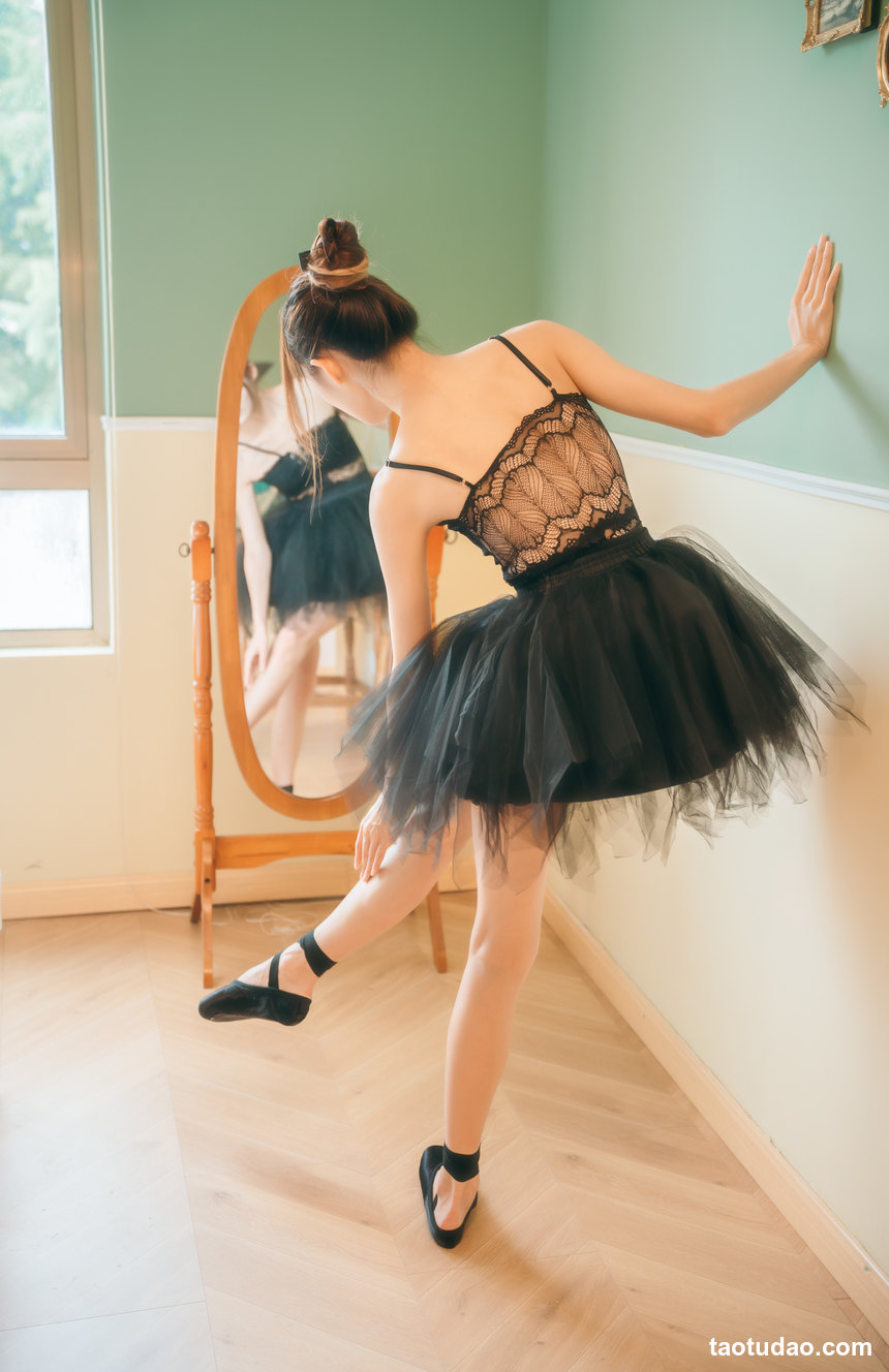 图片[4]-兔子Zzz不吃胡萝卜 – NO.100 足尖上的温柔 [21P-95MB]-绅士图