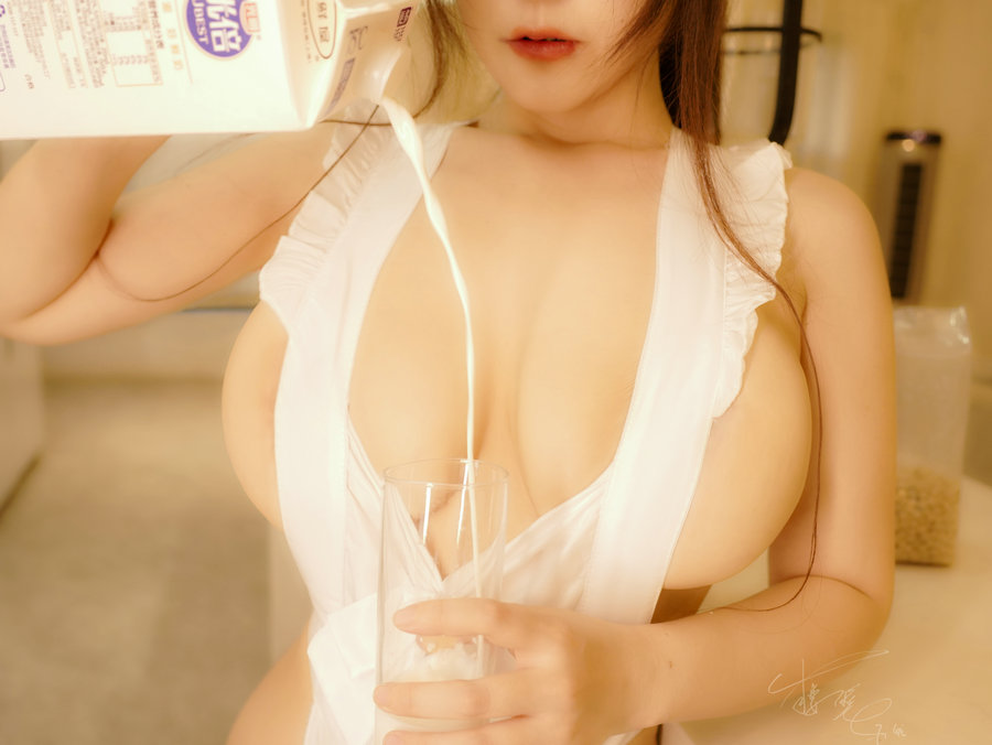 网络红人樱晚gigi - 夏日舒芙蕾 / 20P-182MB / cos萌妹-绅士图