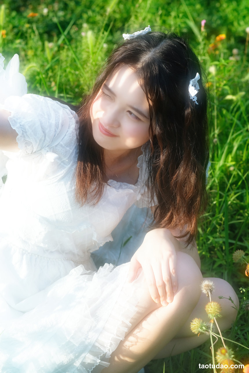 图片[2]-[YITUYU艺图语]2022.10.22 向阳的季节 晗晗[25+1P／370MB]-绅士图