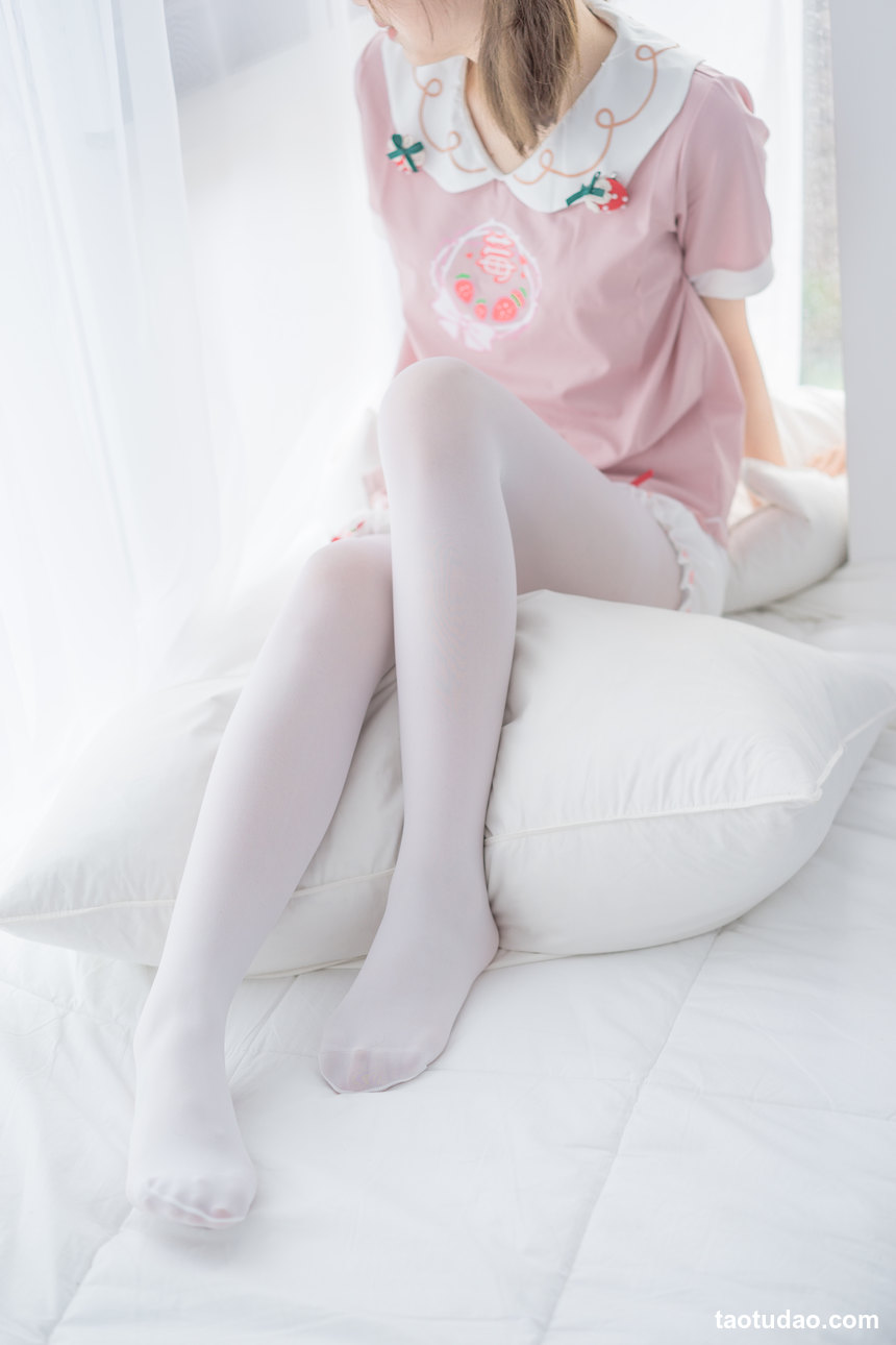 图片[2]-喵写真 VOL.001 纯纯丝袜情 [58P-135MB]-绅士图