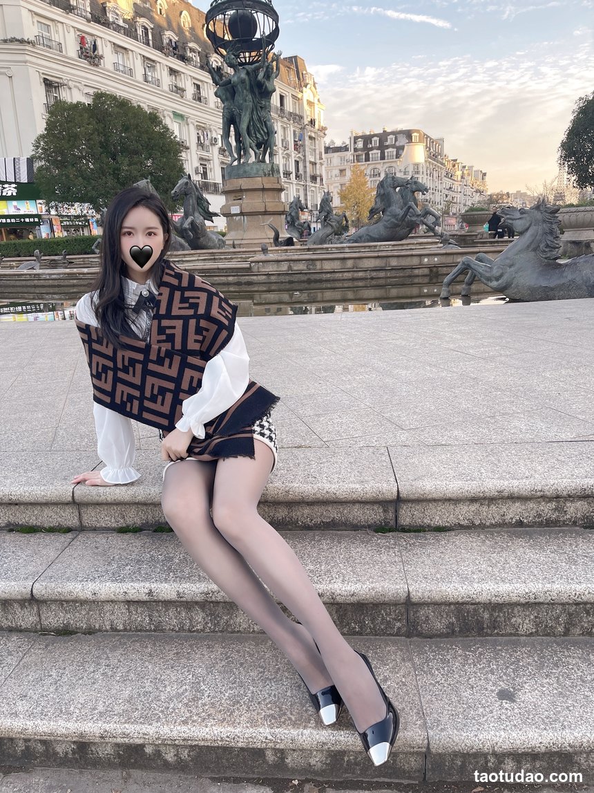 图片[4]-软妹小九九[July芝岚] – 灰丝户外 [48P-222MB]-绅士图