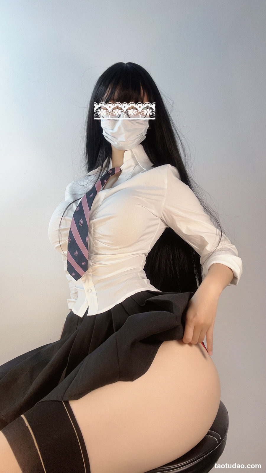图片[2]-俏妞qiaoniuTT – 制服系列 [15P+1V-68MB]-绅士图