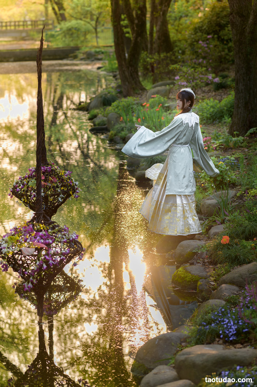 图片[2]-[YITUYU艺图语]2022.06.14 踏春 贰加六[32+1P／403MB]-绅士图