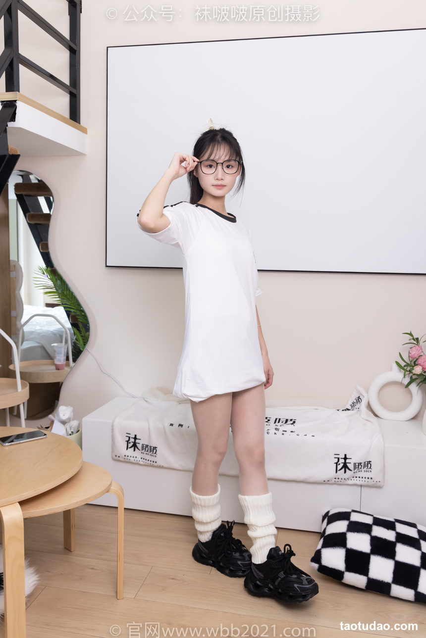 图片[4]-[BoBoSocks袜啵啵]NO.376 甜甜圈-运动鞋、堆堆袜套、白丝[150P+1V／5.54GB]-绅士图