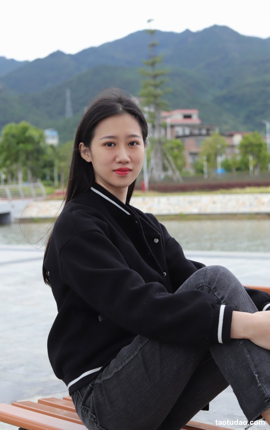 图片[4]-Pary摄影 NO.011 极品女神小芳首发长椅大方展示极品美脚[113P／319MB]-绅士图