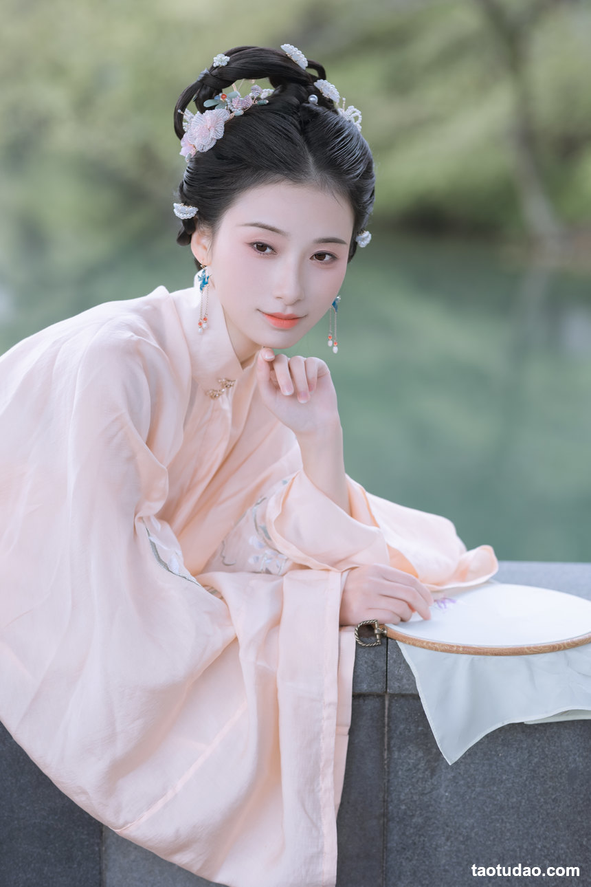 图片[2]-[YITUYU艺图语]2022.06.15 故园春晓 眸小妖[42+1P／313MB]-绅士图