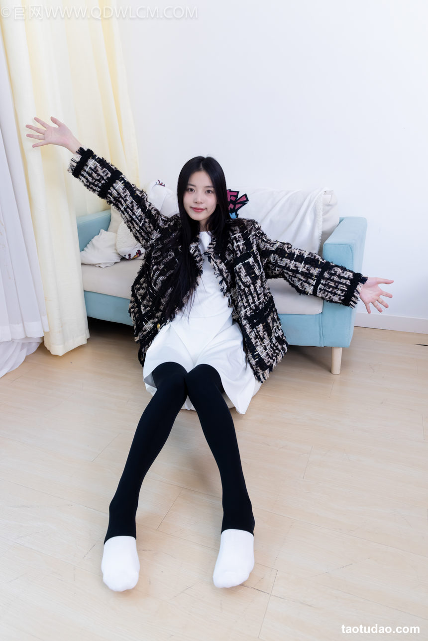 图片[4]-物恋传媒 NO.2260 茯苓-板鞋、黑色踩脚裤、白棉袜[156P-1V-3.91G]-绅士图