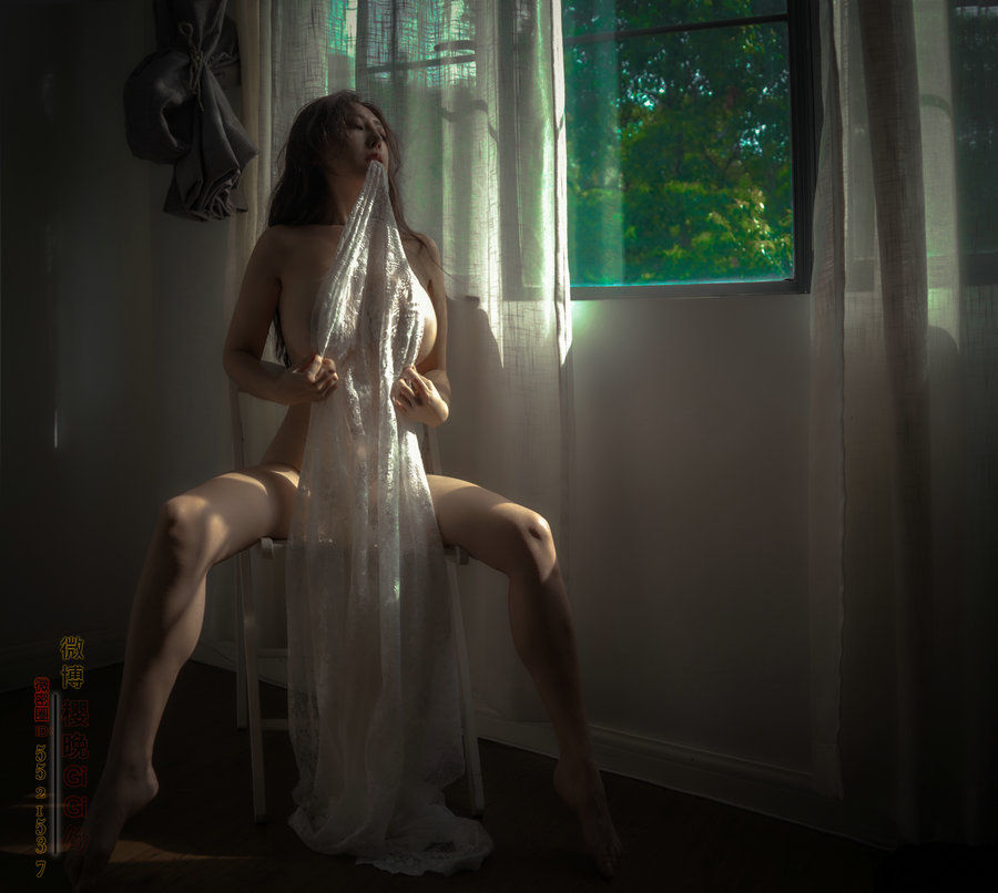 网络红人樱晚gigi - 余夏的光 / 21P-133MB / cos萌妹-绅士图