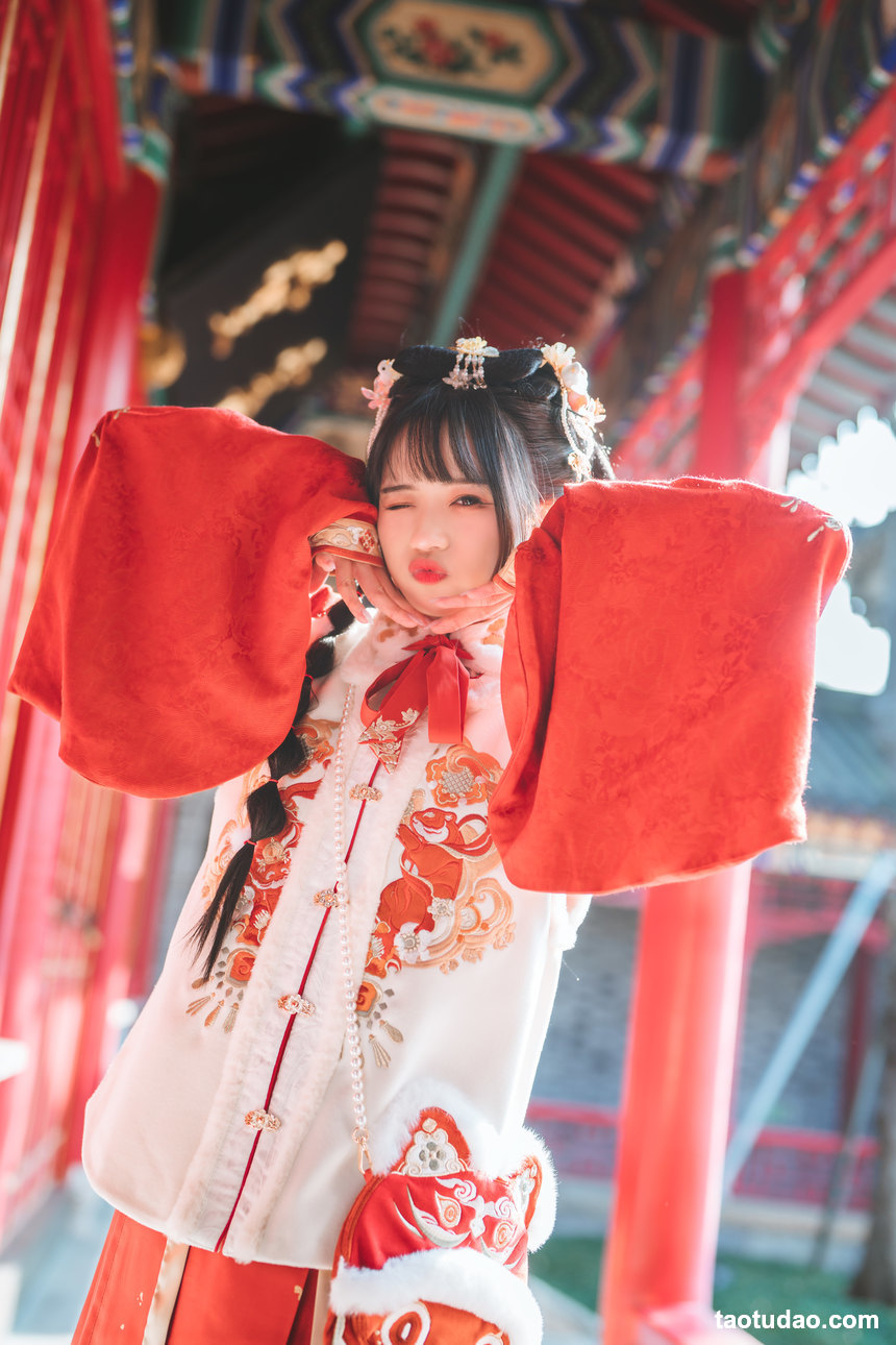 图片[2]-[YITUYU艺图语]2022.04.24 可爱新年 兔子Zzz不吃胡萝卜[26+1P／229MB]-绅士图