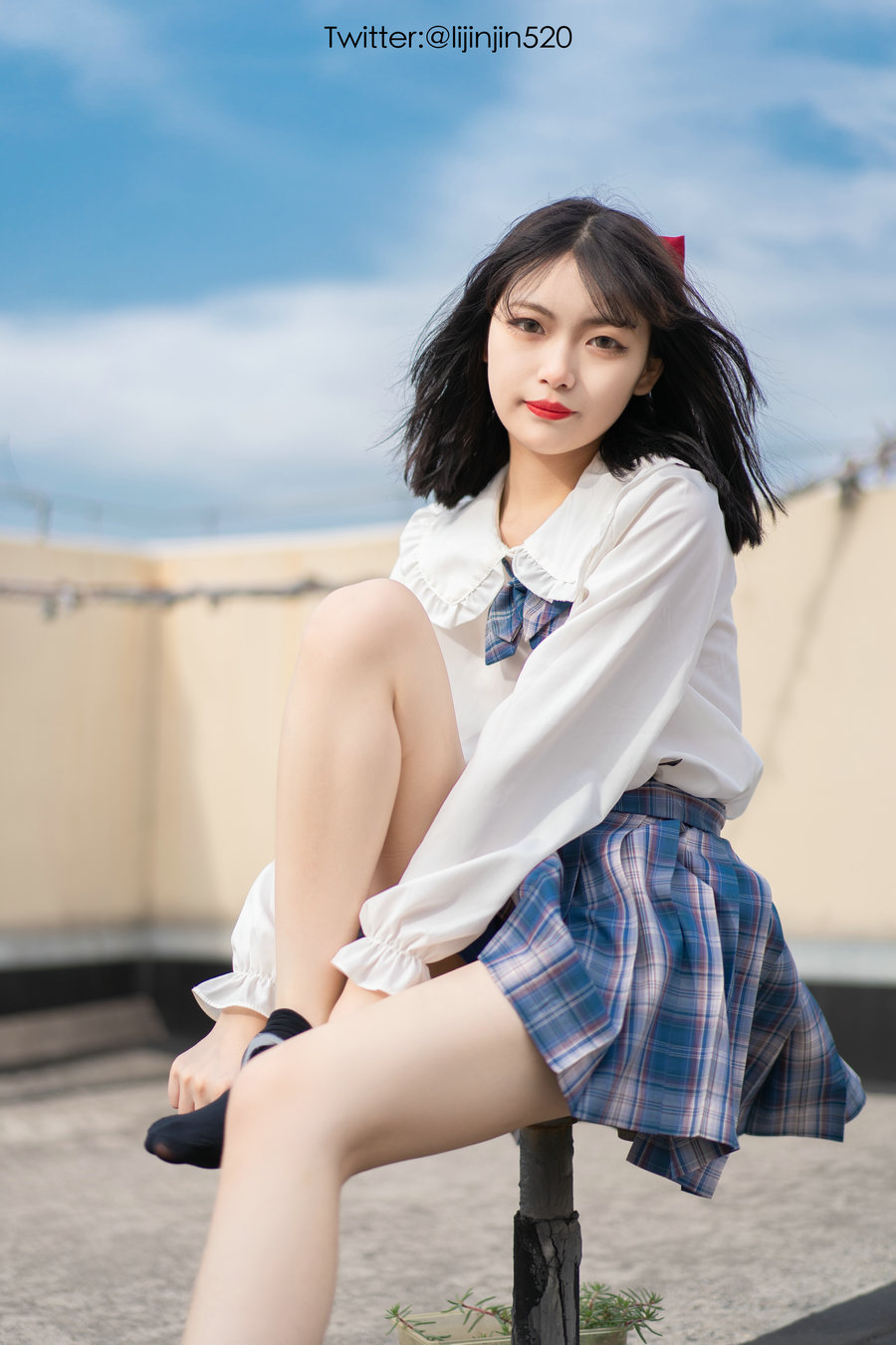 梨瑾瑾 - 户外JK / 35P-318MB / cos萌妹-绅士图