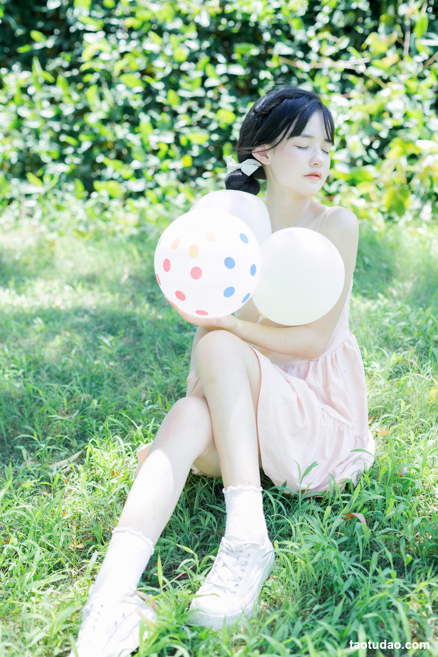 图片[2]-[YITUYU艺图语]2022.08.19 雀斑少女的夏日绮梦 小怡妹妹cute[29+1P／304MB]-绅士图