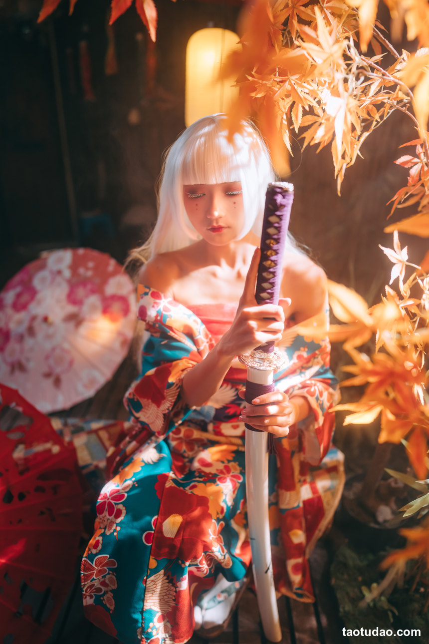 图片[4]-[YITUYU艺图语]2022.12.12 枫与刀 兔子Zzz不吃胡萝卜[38+1P／214MB]-绅士图