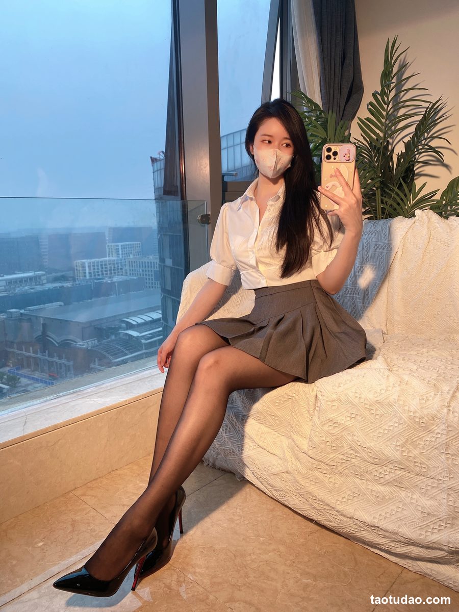 软妹小九九[July芝岚] - 嘿，sir [22P-60MB]-绅士图