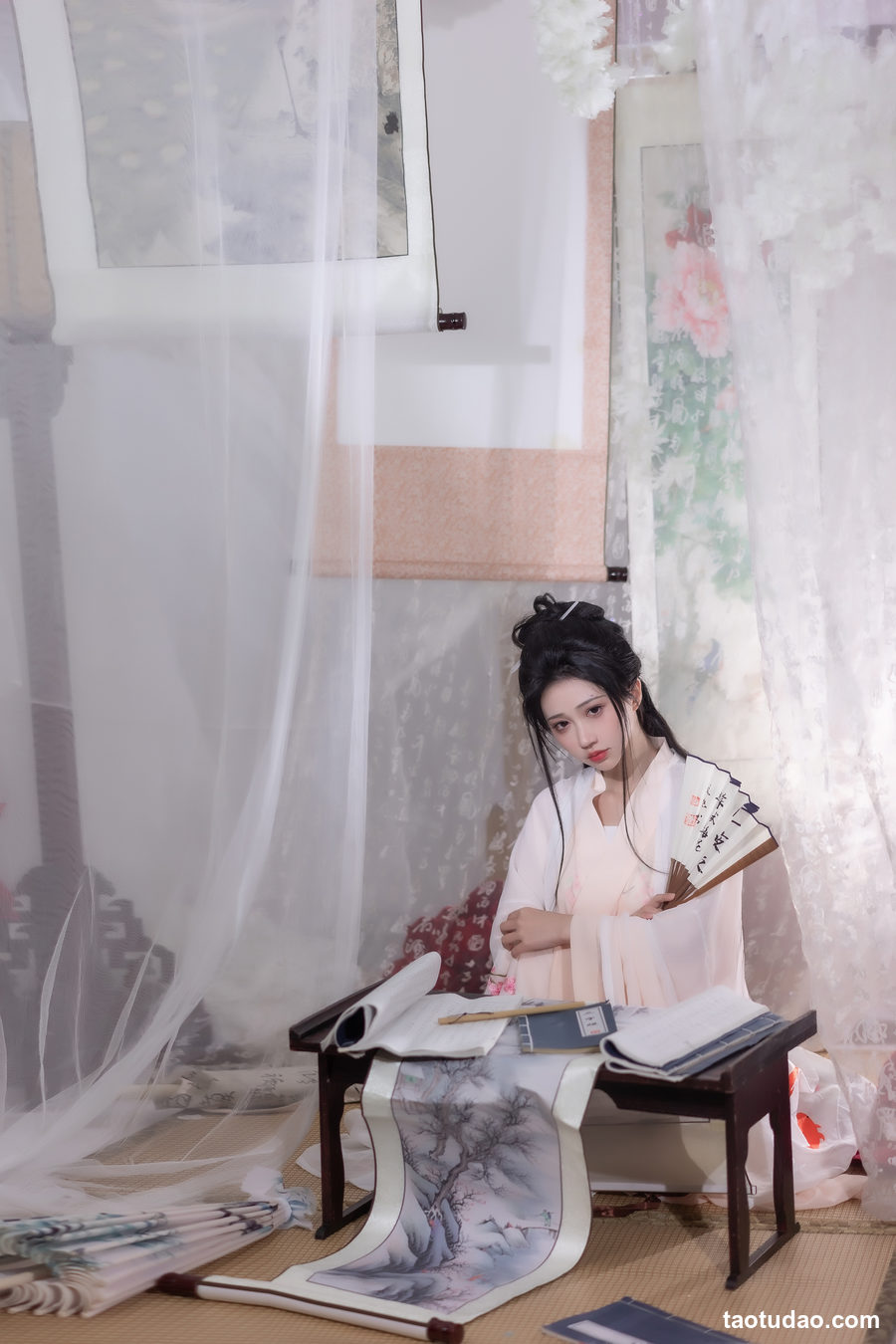 图片[2]-[YITUYU艺图语]2023.04.06 长相 绮罗生的小苏苏[24+1P／237MB]-绅士图