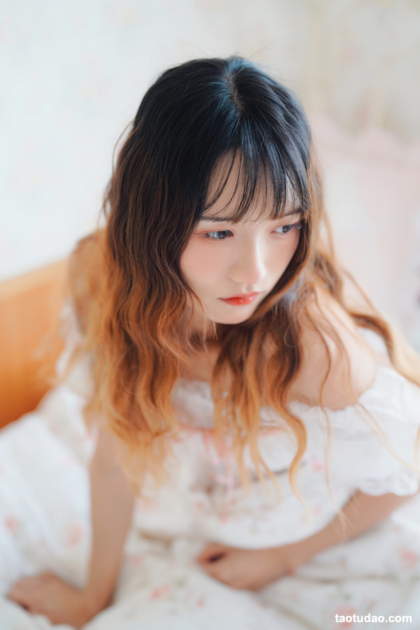 图片[3]-[YITUYU艺图语]2022.04.22 居家少女 兔子Zzz不吃胡萝卜[33+1P／371MB]-绅士图