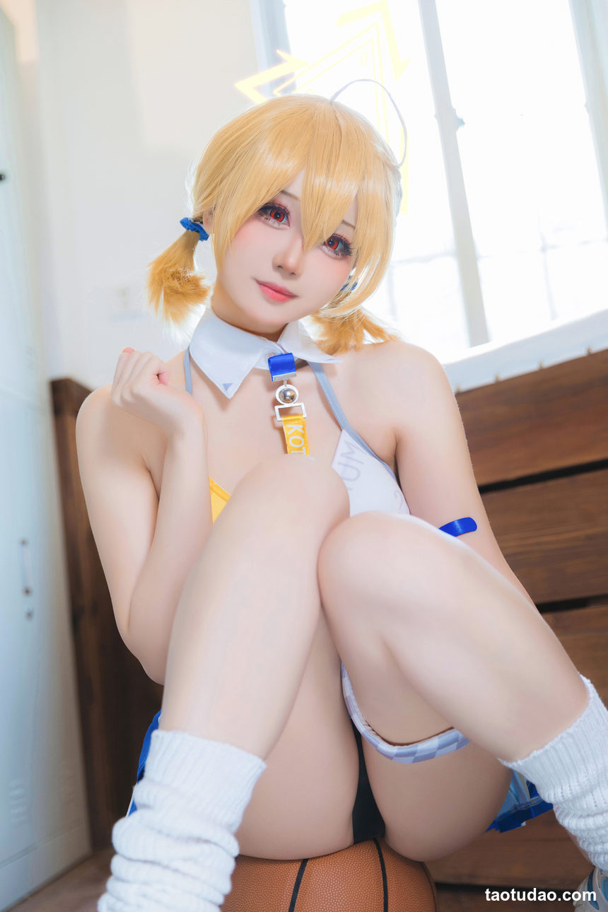 焖焖碳-蔚蓝档案-丰见亚都梨[22P-172MB]-绅士图