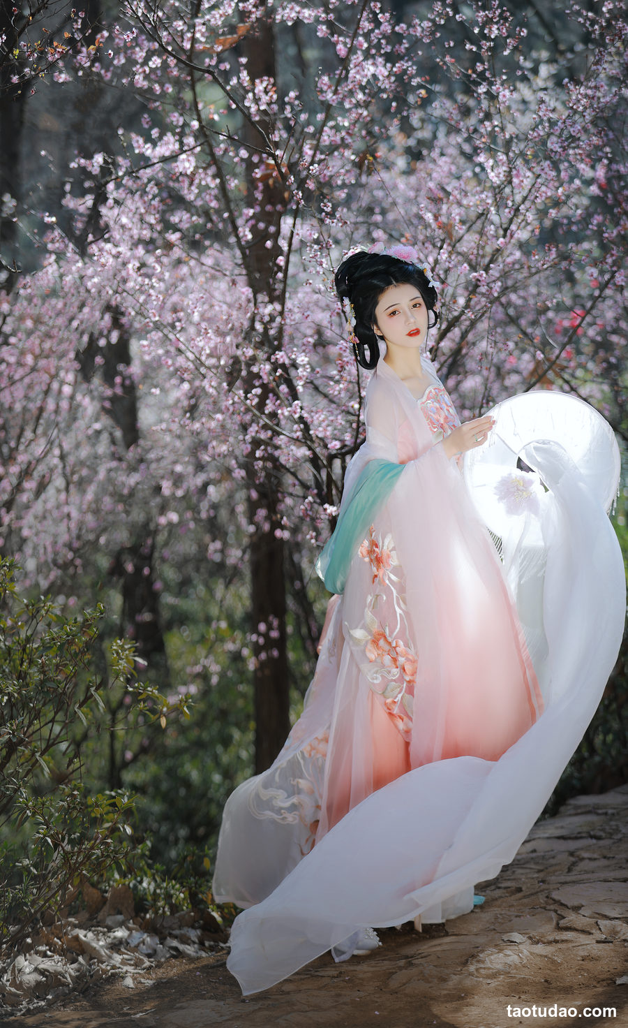 图片[2]-[YITUYU艺图语]2023.03.06 陌上花开 吾岁[26+1P／572MB]-绅士图