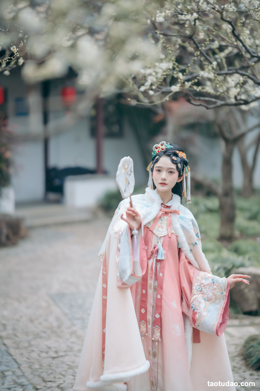 图片[4]-[YITUYU艺图语]2022.04.18 春来 · 二月梅 兔子Zzz不吃胡萝卜[22+1P／149MB]-绅士图