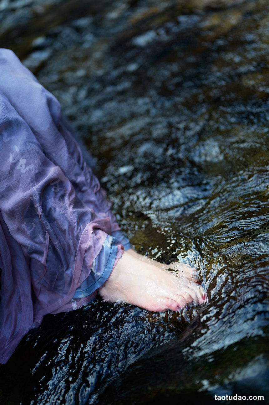 图片[2]-[YITUYU艺图语]2022.07.12 寻蝶梦 兔子Zzz不吃胡萝卜[35+1P／399MB]-绅士图