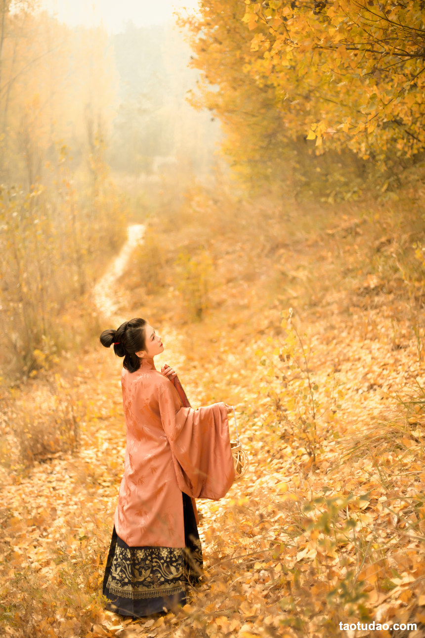 图片[3]-[YITUYU艺图语]2022.05.05 秋意浓 清沅斋[19+1P／231MB]-绅士图