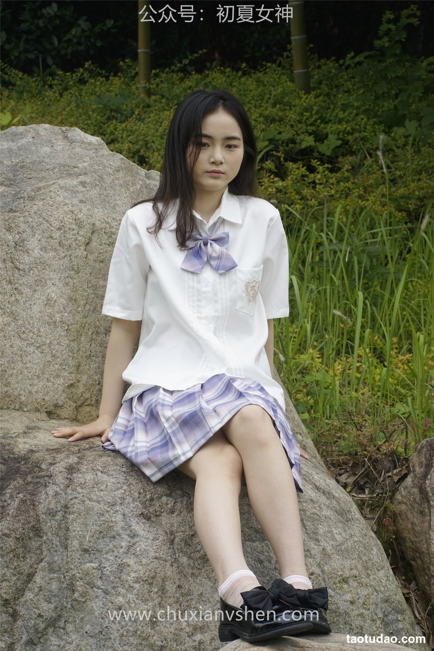 图片[3]-初夏女神 NO.025 十一 周末丛林 JK套搭配的袜子遭嫌弃[153P+1V／6.08GB]-绅士图